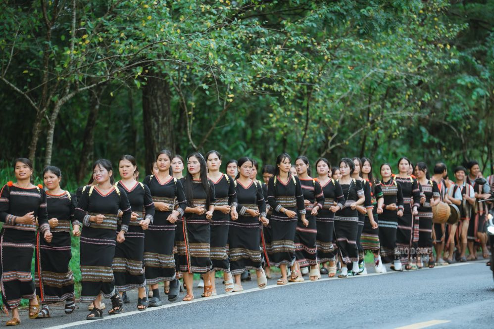 The festival takes place in Mang Den. Photo: Phuong Hong