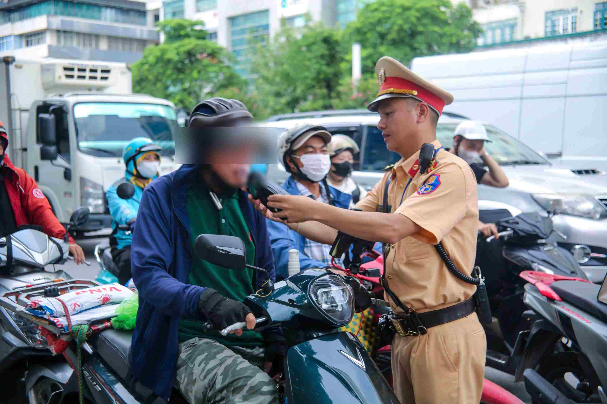 Hanoi traffic police strictly control alcohol concentration violations during holidays. Photo: Hanoi Traffic Police Department