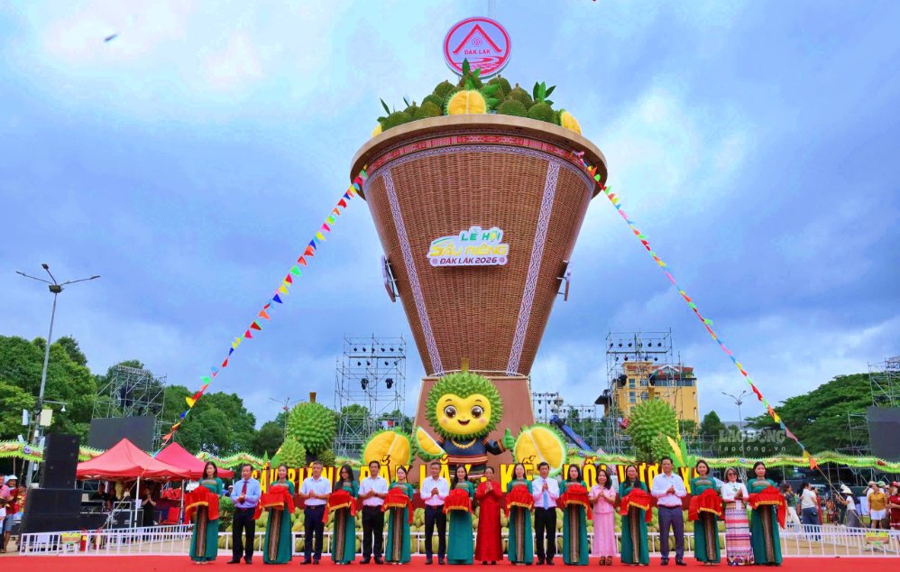 Lễ hội Sầu riêng Đắk Lắk năm 2026 đem lại nguồn thu đáng kể cho ngành du lịch địa phương. Ảnh: Hương Giang