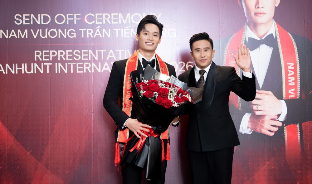 Tran Tien Dung en el anuncio de la representante de Vietnam para Manhunt International 2026. Foto: Huy Tran.