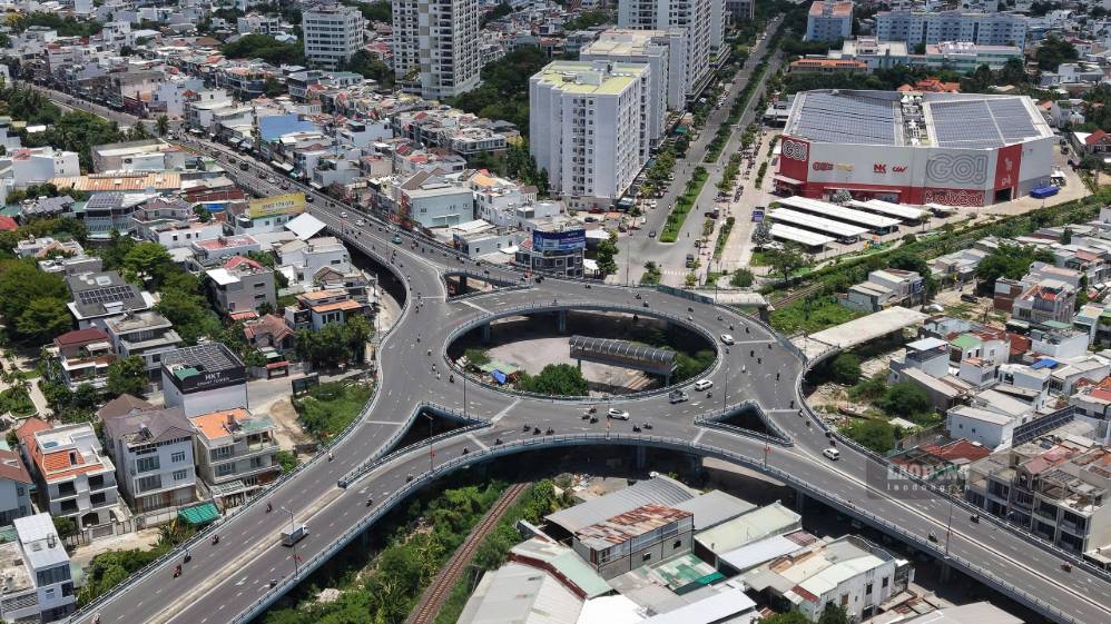 Functional agencies propose to allow Phuc Son Group to rebuild the Ngoc Hoi intersection in Nha Trang. Photo: Huu Long