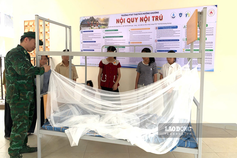 Khu nội trú được chuẩn bị để học sinh có nơi ăn ở, sinh hoạt ổn định. Ảnh: Đinh Đại