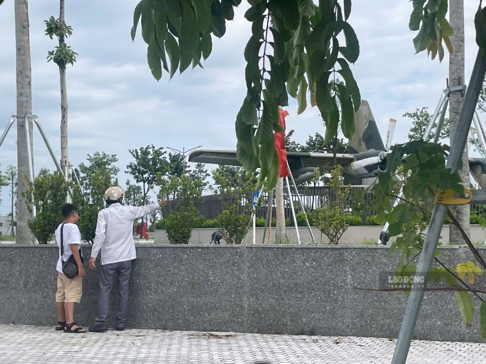 Nhiều gia đình dự kiến quay lại Bảo tàng Lịch sử Quân sự Việt Nam sau khi bảo tàng mở cửa trở lại từ ngày 1.9. Ảnh: Minh Vũ