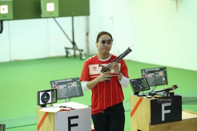 Shooter Trinh Thu Vinh of the Vietnamese shooting team. Photo: Bui Luong