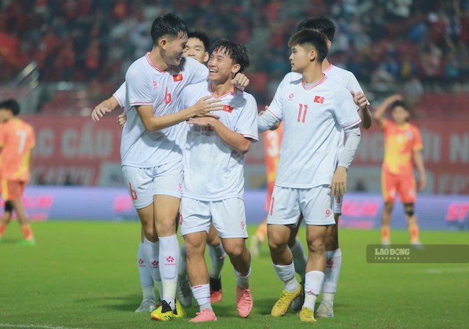 U20 Vietnam meets U20 DPRK in the U20 Asian Cup 2026 qualifiers. Photo: Mai Huong