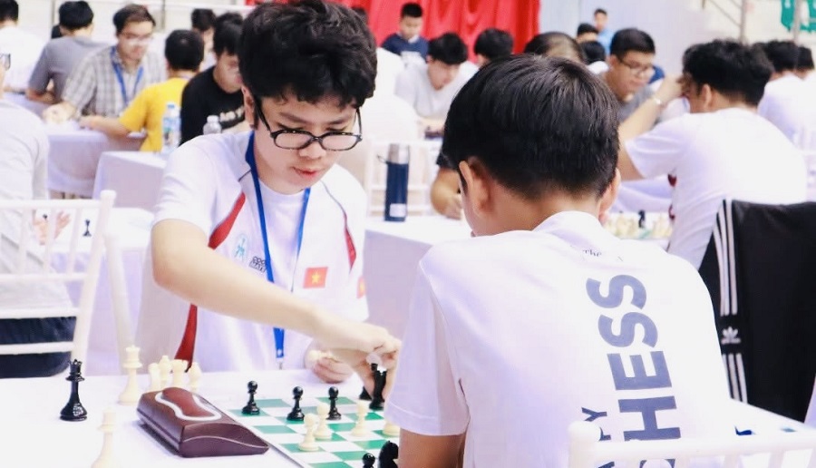 Chess player Dau Khuong Duy was in good form at this tournament in Quang Tri. Photo: Vietnam Chess Federation