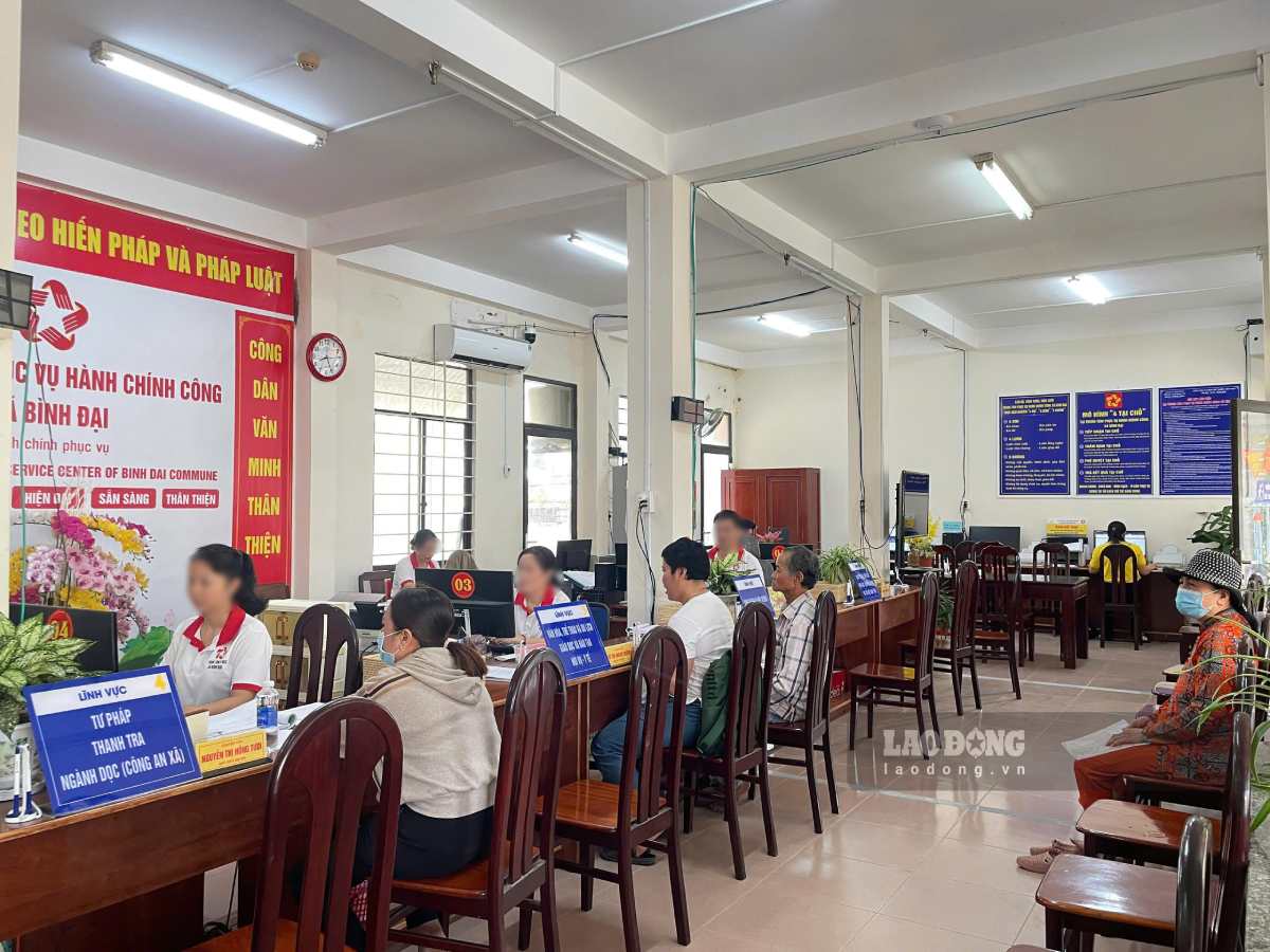 Grassroots officials expressed support for the policy of continuing to assign localities to proactively propose arranging communes and wards if it helps improve the operational efficiency of the apparatus. Photo: Hoang Loc