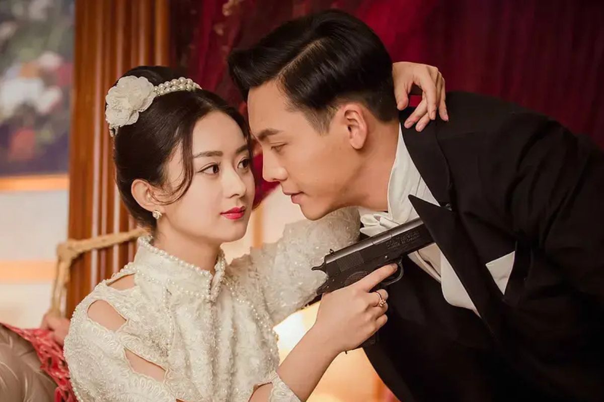 Trần Lệ Dĩnh và Trần Vỹ Đình trong “Lão cửu môn” năm 2016. Ảnh: VieON