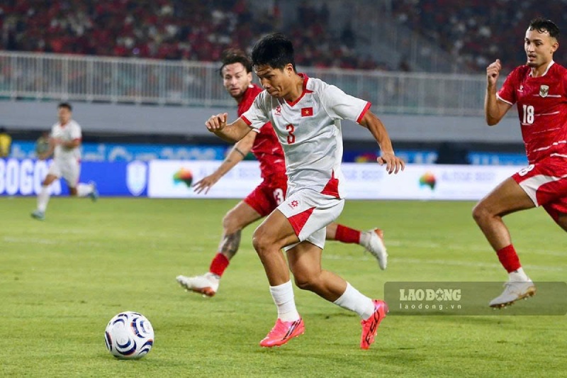 The Indonesian team was completely overwhelmed by the playing style of the Vietnamese team. Photo: Thanh Vu