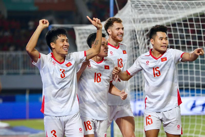 The Vietnamese team brought a surprise to the Indonesian opponent. Photo: Thanh Vu