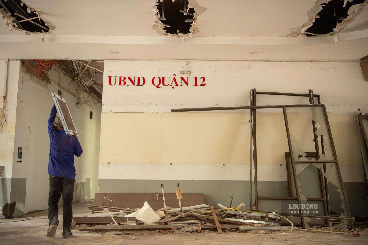 Trụ sở cũ UBND quận 12, toạ lạc tại số 1 Lê Thị Riêng, phường Thới An đang được chuyển đổi công năng sáng thành trường học. Ảnh: Thái Bảo