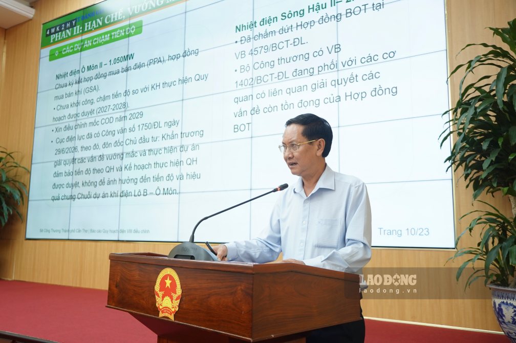Ông Huỳnh Thanh Sử - Phó Giám đốc Sở Công thương TP Cần Thơ phát biểu tại buổi làm việc. Ảnh: Tạ Quang