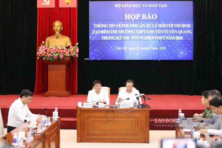 Quang cảnh buổi họp báo. Ảnh: Tường Vân