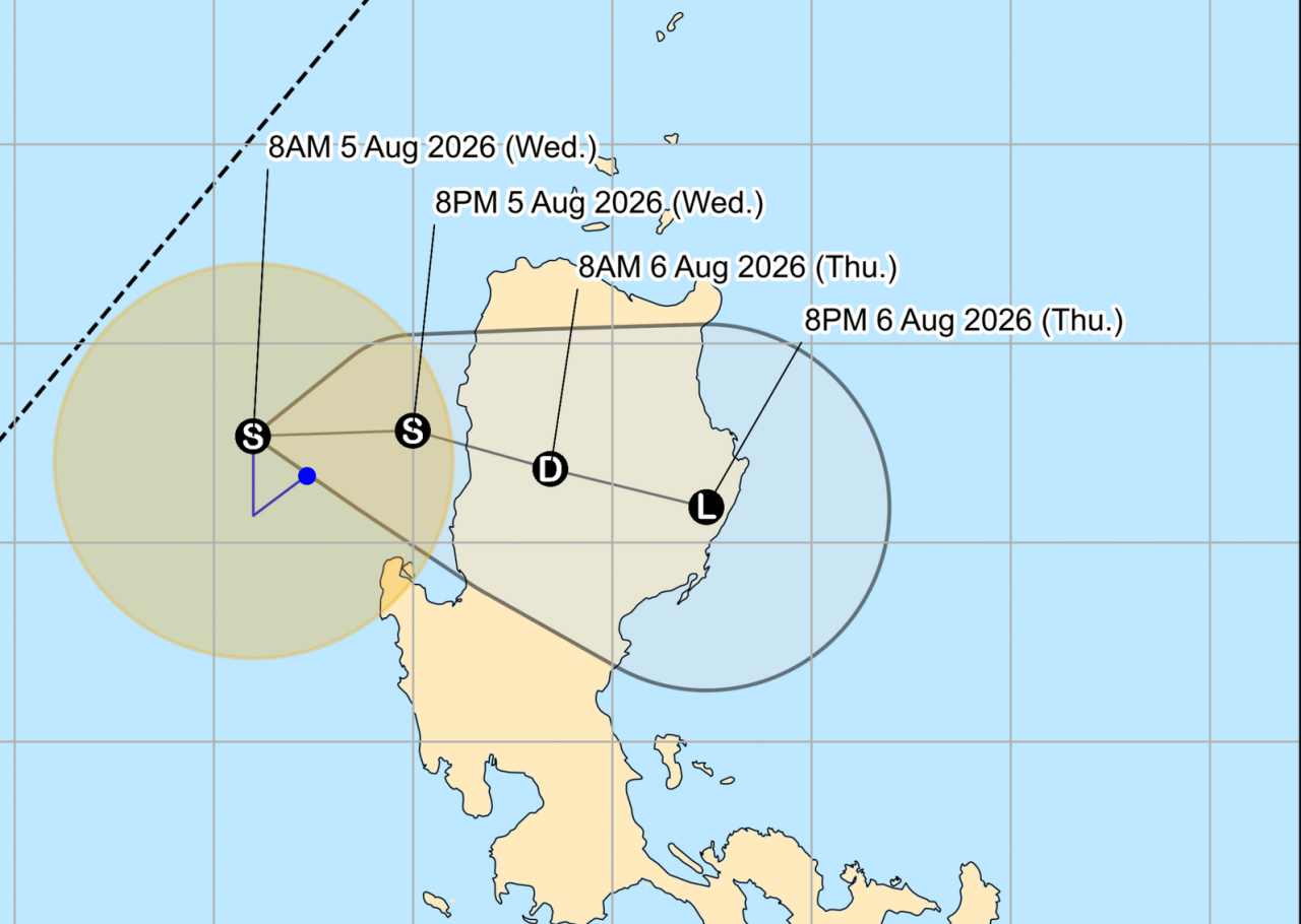 Storm No. 3 is about to make landfall, causing heavy rain in many areas. Photo: PAGASA