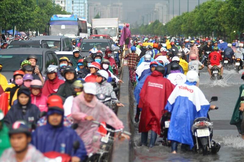 Southwest monsoon gradually strengthens, Southern region increases rain and thunderstorms from late afternoon. Photo: Anh Tu