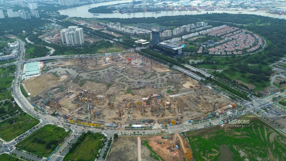 Metro Bến Thành - Thủ Thiêm sẽ có hai ga ngầm nằm cạnh Trung tâm hành chính mới tại Thủ Thiêm. Ảnh: Anh Tú