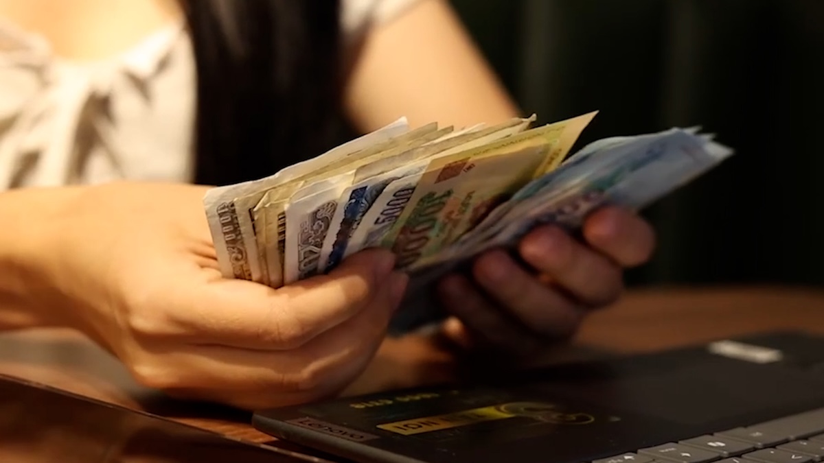 Financial pressure makes many young people choose to marry late