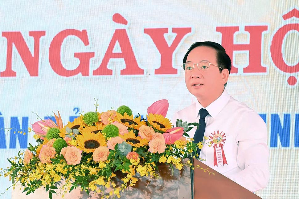 Trưởng Ban Tuyên giáo Trung ương Trịnh Văn Quyết phát biểu. Ảnh: Công thông tin Gia Lai