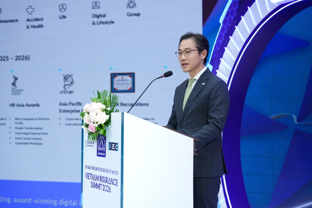 Ông Sang Lee, Chủ tịch Chubb Life khu vực Đông Nam Á và New Zealand kiêm Tổng Giám đốc Chubb Life Việt Nam, nhấn mạnh vai trò của niềm tin, chất lượng phân phối và trải nghiệm khách hàng trong giai đoạn tăng trưởng mới của ngành bảo hiểm. Ảnh Hà Anh