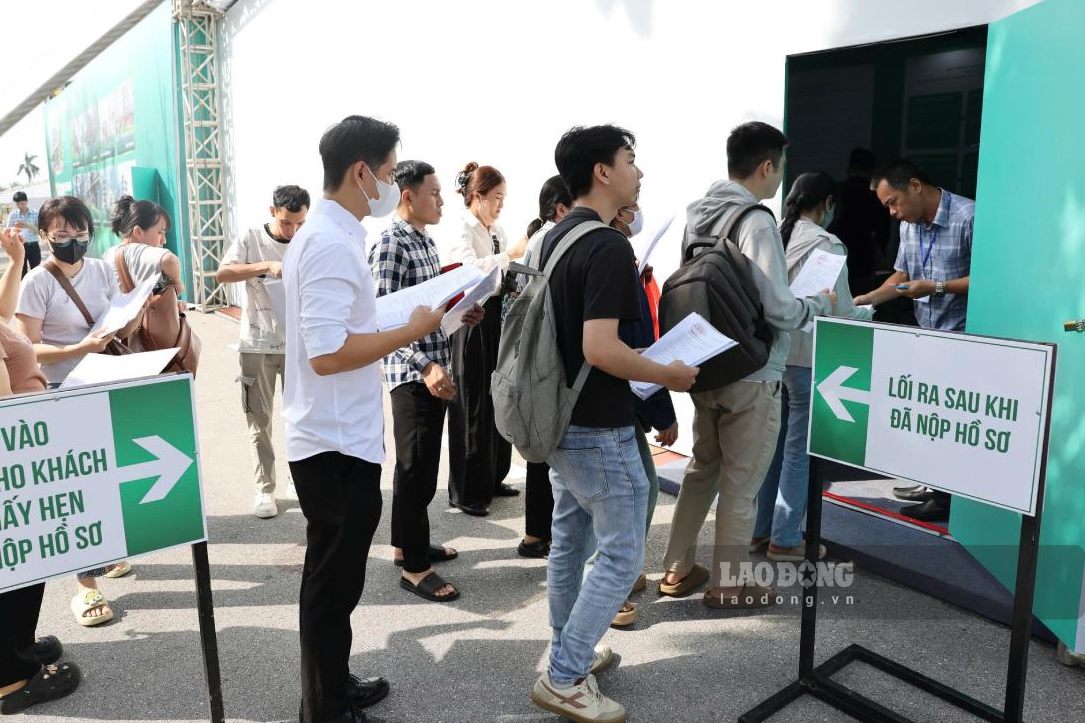 Ministry of Construction answers the confirmation of income from social housing purchases during maternity leave. Photo: Nhu Ha