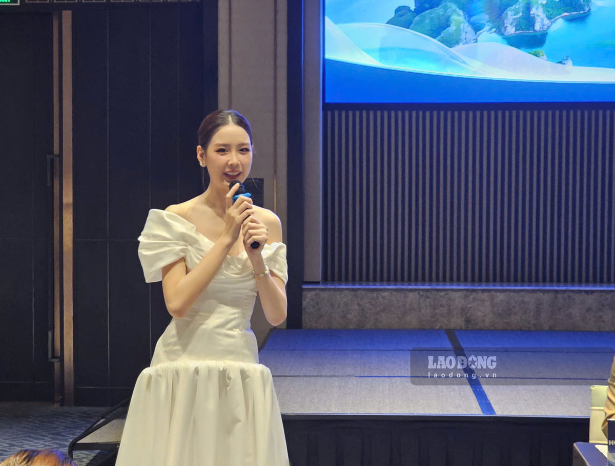 Miss Le Nguyen Bao Ngoc attends the press conference. Photo: Doan Hung