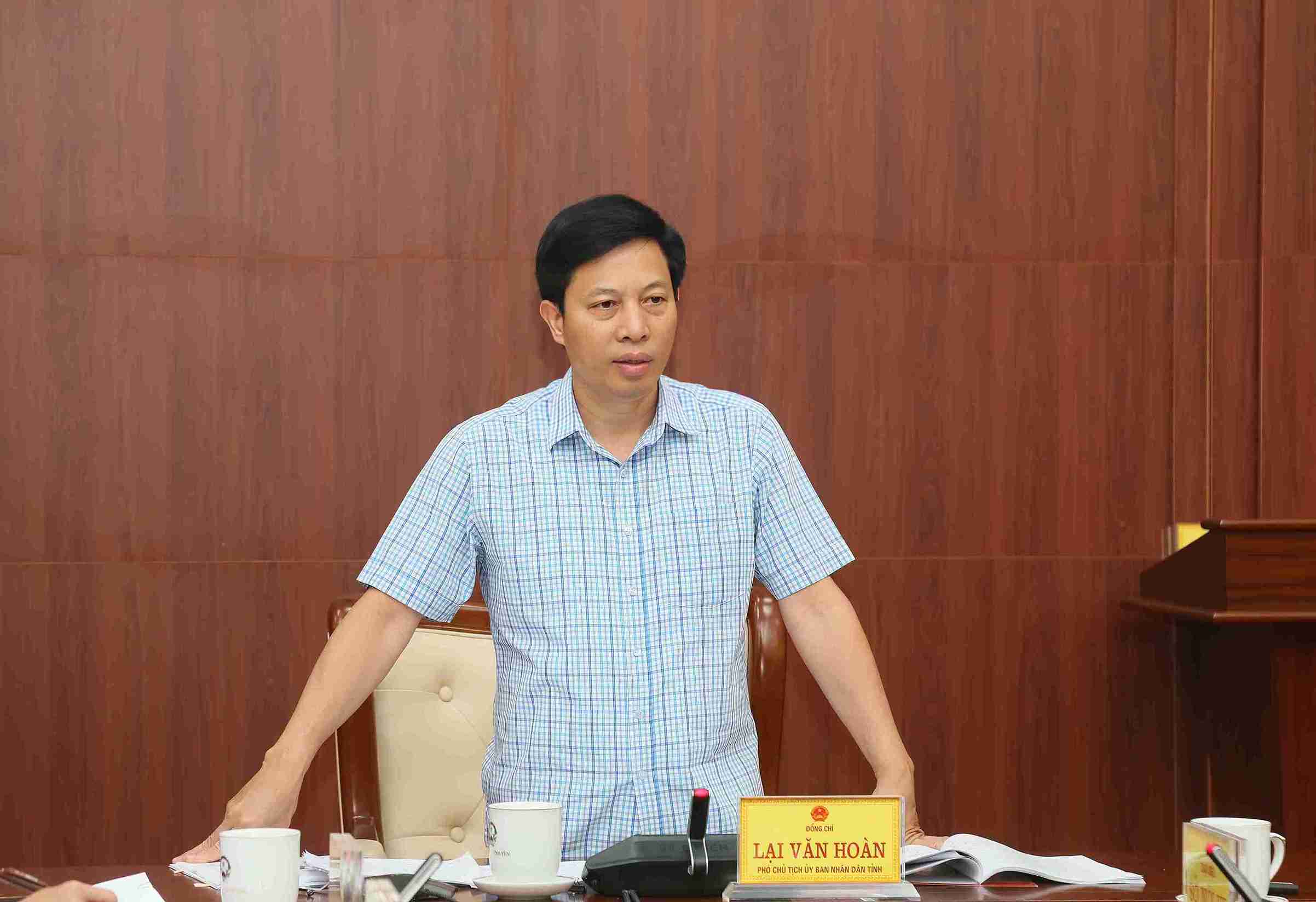 Phó Chủ tịch UBND tỉnh Lại Văn Hoàn phát biểu chỉ đạo tại cuộc họp. Ảnh: Cổng TTĐT tỉnh Hưng Yên