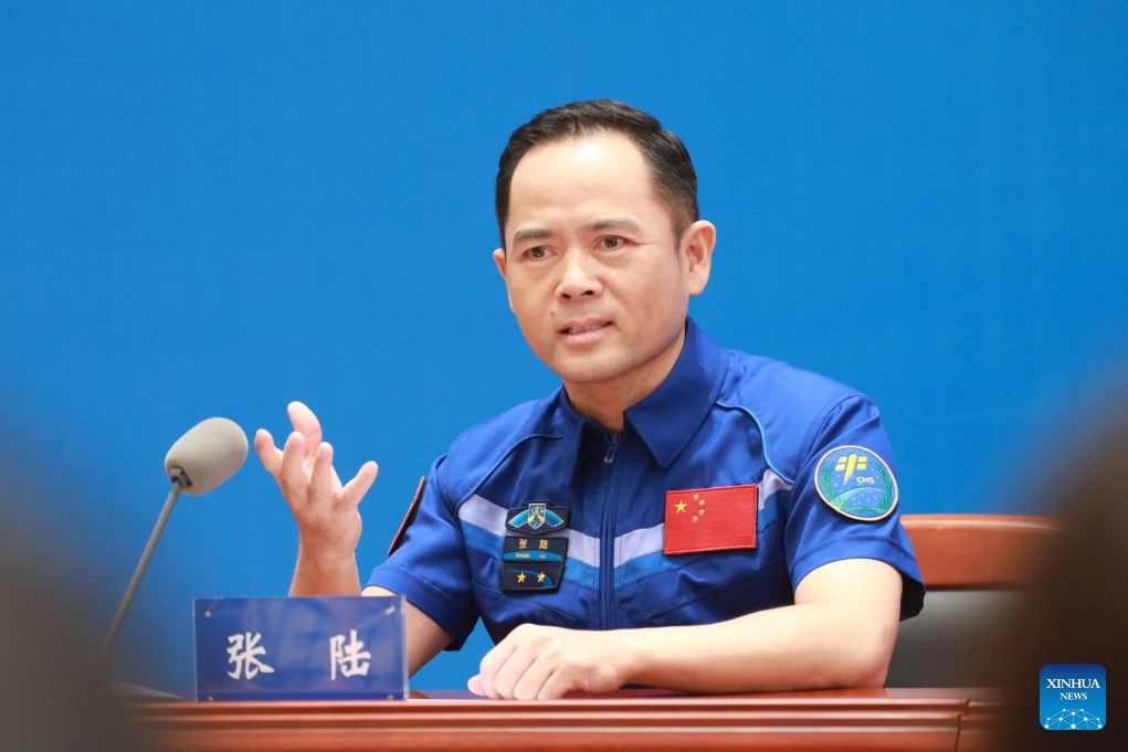 Astronaut Zhang Li of the Shenzhou-21 mission attends a press conference in Beijing, China's capital. Photo: Xinhua