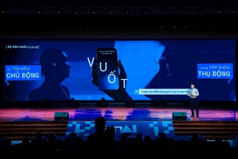 Launching ceremony of the "TinAI?" campaign with the message "Check before news" organized by the Department of Cyber Security and High-Tech Crime Prevention in coordination with the Digital Trust Alliance and the National Cyber Security Association on July 31. Photo: Minh Vu