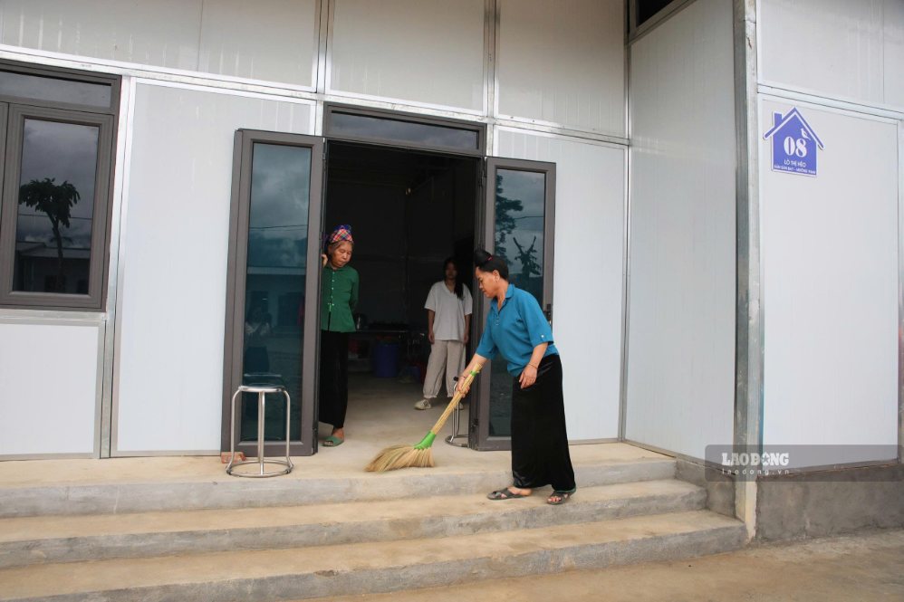 24 resettlement houses in Lai Chau have been handed over. Photo: Anh Son