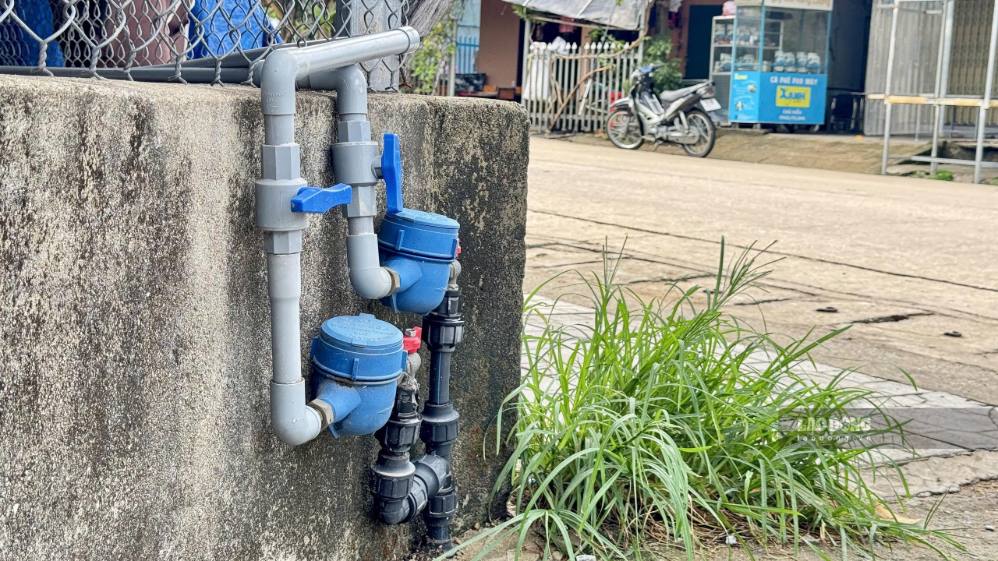 Hệ thống cấp nước được đầu tư nhưng chưa phát huy hiệu quả như kỳ vọng của người dân. Ảnh: Đông Giang
