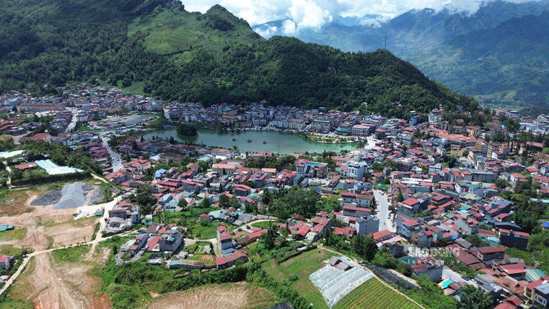 現在のラオカイ省サパ区の中心部の全景。写真:ディン・ダイ