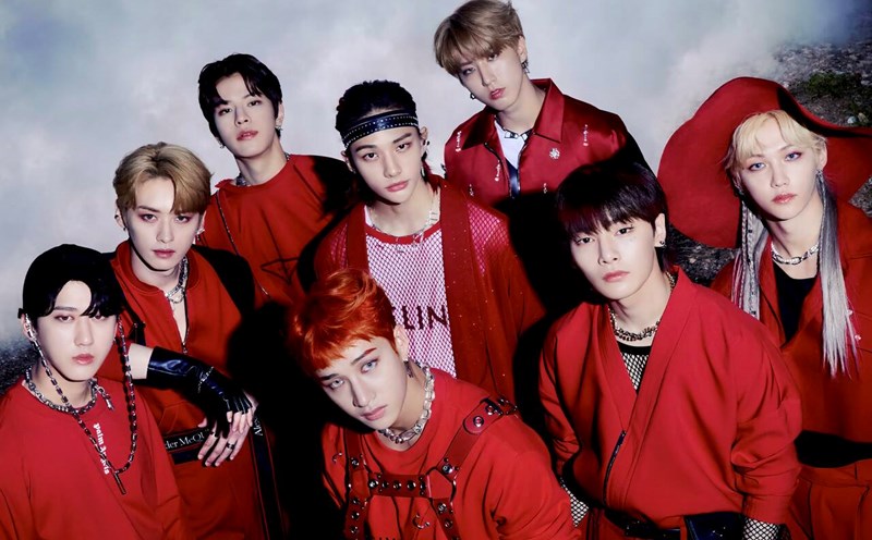 Stray Kids cho rằng giải thưởng không phải mục tiêu lớn nhất khi được hỏi về quyết định của BTS. Ảnh: Lotte