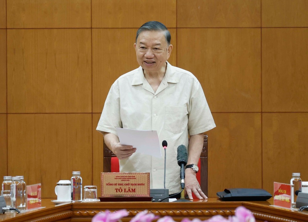 General Secretary and President To Lam requested to improve the quality of preparation for construction and exploitation of infrastructure projects, focusing on managing the entire life cycle of the project. Photo: VNA