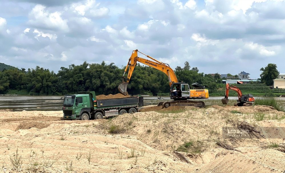 Có 19 mỏ cát trên địa bàn Quảng Ngãi chuẩn bị được tổ chức đấu giá. Ảnh: Đông Giang