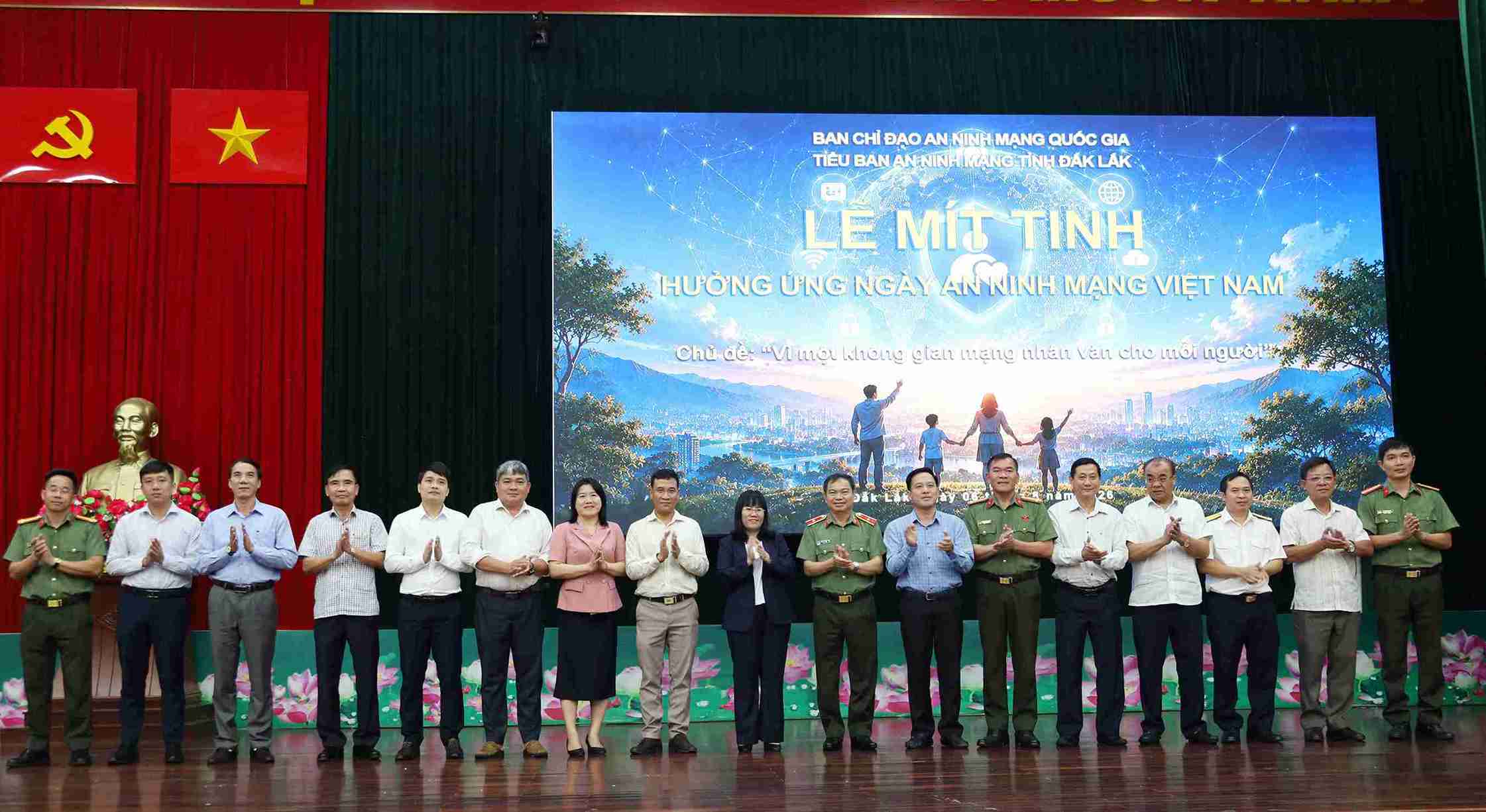 Dak Lak Provincial Police organize a rally to launch and respond to "Vietnam Network Security Day 2026". Photo: Police provided