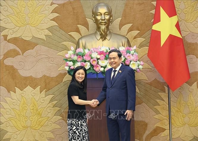 Politburo member, National Assembly Chairman Tran Thanh Man receives US Ambassador to Vietnam Jennifer Wicks. Photo: VNA