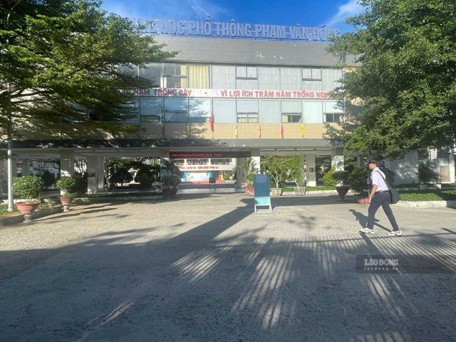 El Departamento de Educación y Formación de Khanh Hoa solicita a las comunas y barrios que revisen y ajusten urgentemente los planes para organizar las instituciones de educación preescolar y general en el área. Foto: Phuong Linh