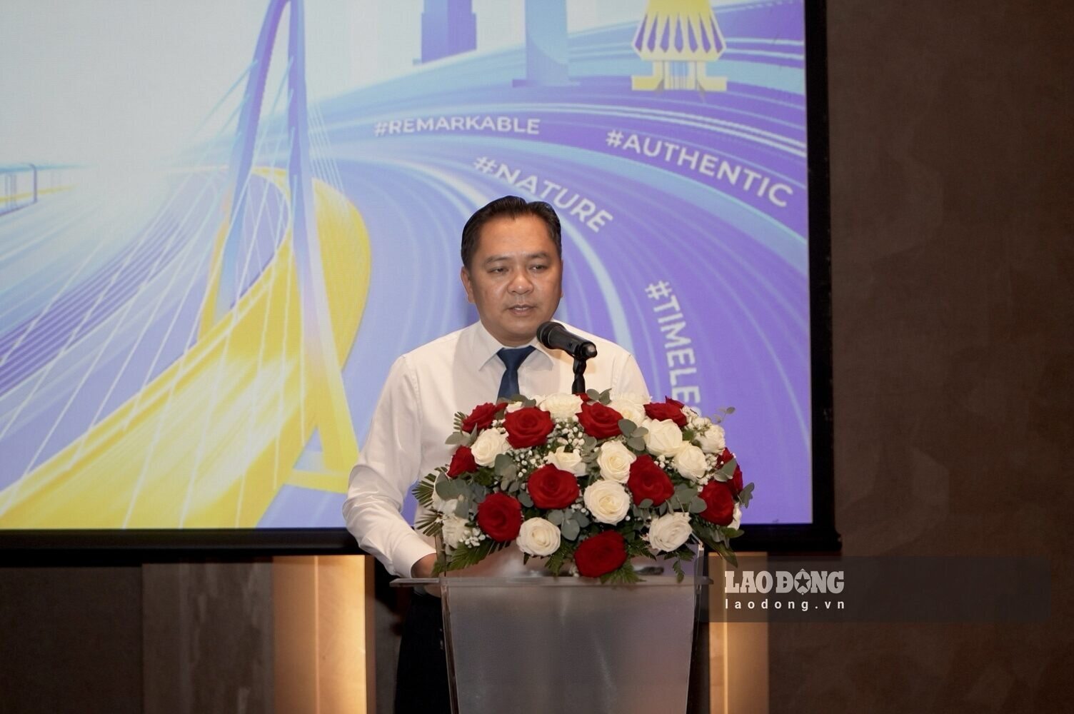 ông Phạm Huy Bình - Giám đốc Sở Du lịch TPHCM phát biểu tại họp báo. Ảnh: Lý Linh