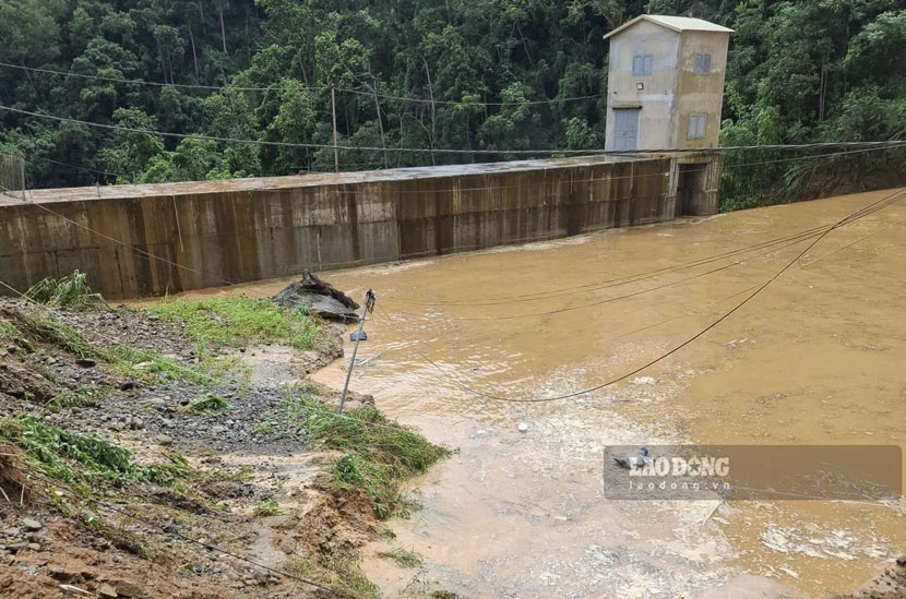 The landslide area that left 1 person missing in Che Tao commune, Lao Cai province. Photo: Bao Nguyen
