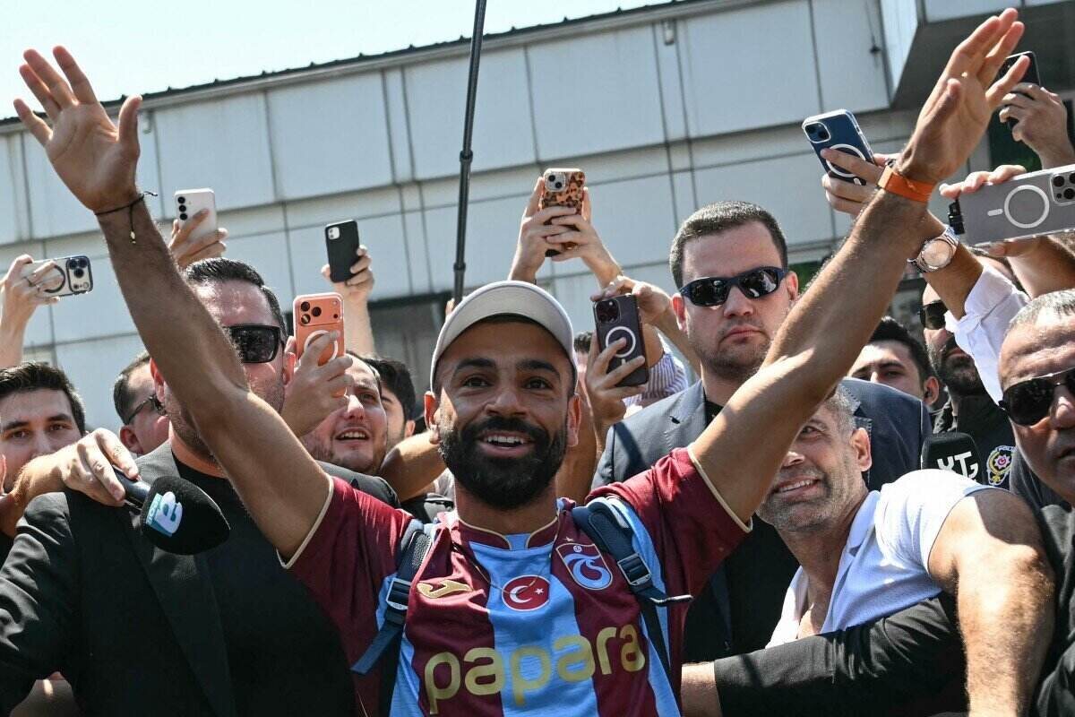 Salah bắt đầu chương mới với Trabzonspor. Ảnh: AFP