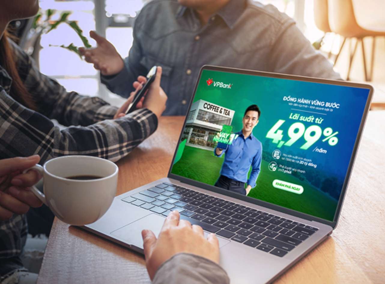 Đồng hành vững bước cho phép trả phê duyệt khoản vay chỉ trong 1 phút. Ảnh: VPBank