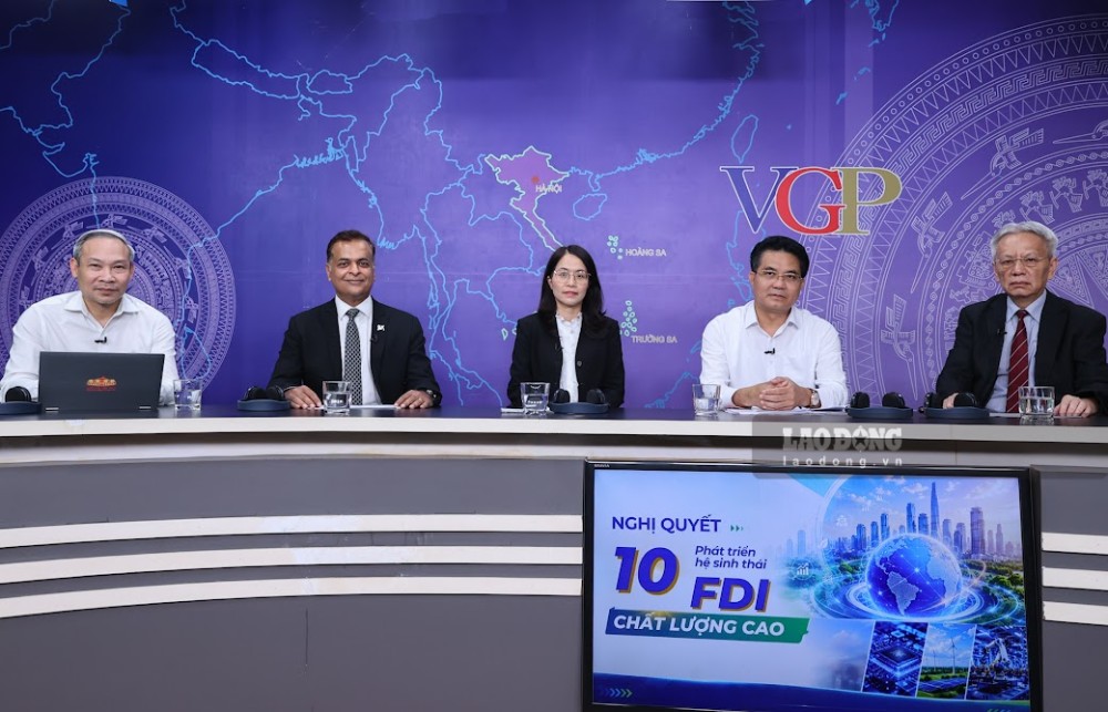 Delegates attending the seminar "Resolution 10: Developing a high-quality FDI ecosystem". Photo: Pham Dong