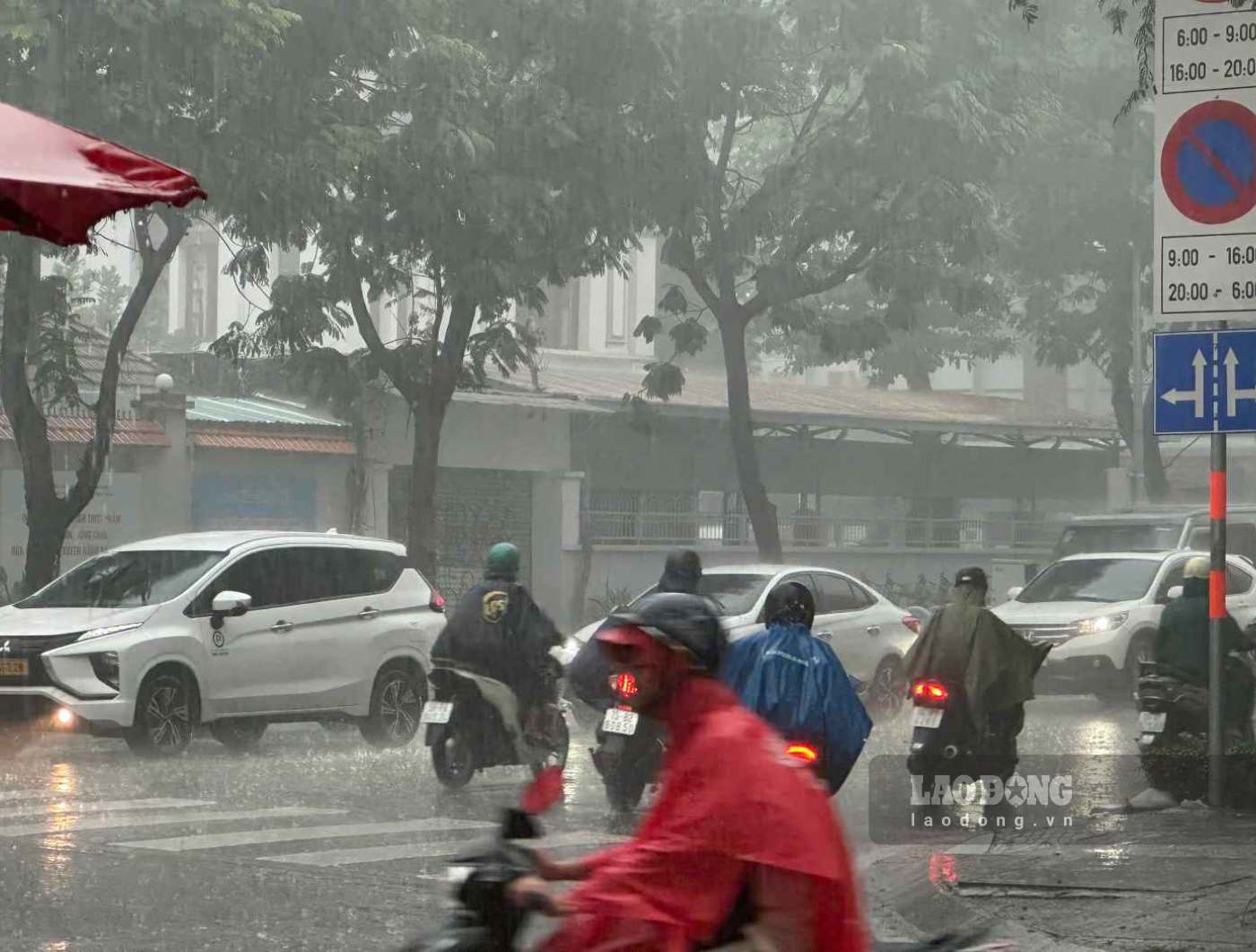 Weather forecast for the South with showers and scattered thunderstorms in the afternoon and evening of tomorrow August 8. Photo: Minh Tam