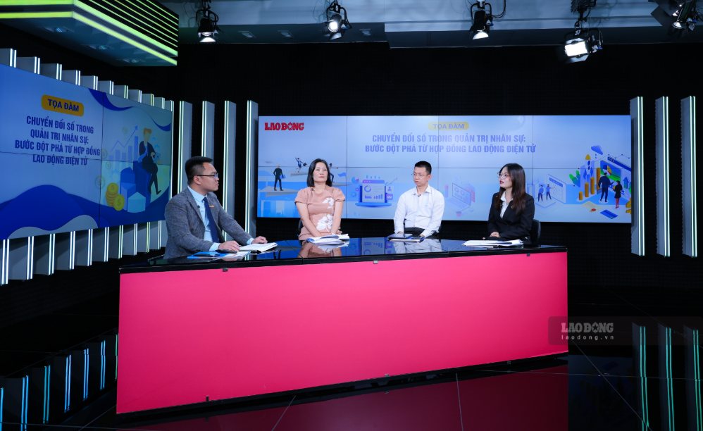 Seminar "Digital transformation in human resource management: Breakthrough from electronic labor contracts" organized by Lao Dong Newspaper. Photo: Hai Nguyen