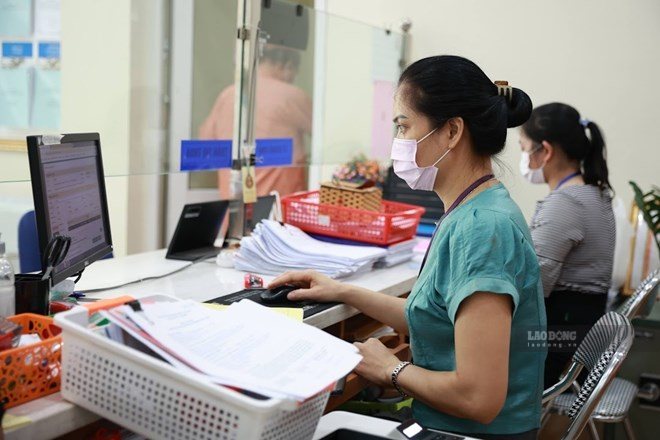 Not yet dismissing civil servants if due to work requirements of agencies and organizations or no replacement has been arranged. Photo: Hai Nguyen