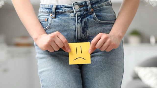 In the treatment of urinary incontinence, pharmacy and medical intervention, practicing exercises properly can effectively support symptom control. Photos using AI: Huong Son