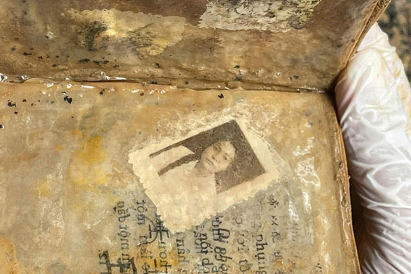 Photo of the woman found. Photo: Quang Cuong (Da Nang City Military Command)