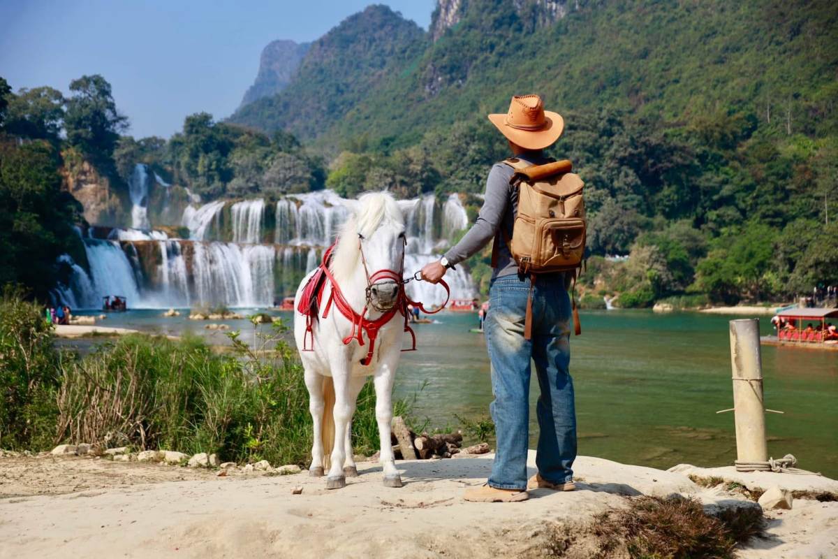 Ha Giang guy builds community to tell stories about his hometown tourism. Photo: Character provided