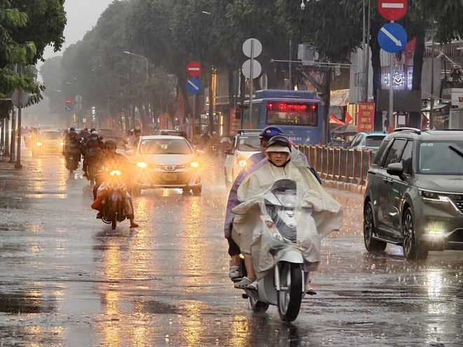 It is forecast that the Central Highlands will have scattered showers and thunderstorms this afternoon and evening August 8. Photo: Thai Bao