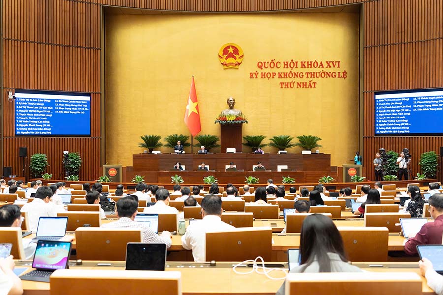 Toàn cảnh phiên thảo luận về dự án Luật Phòng, chống phổ biến vũ khí hủy diệt hàng loạt. Ảnh: Media.quochoi.vn